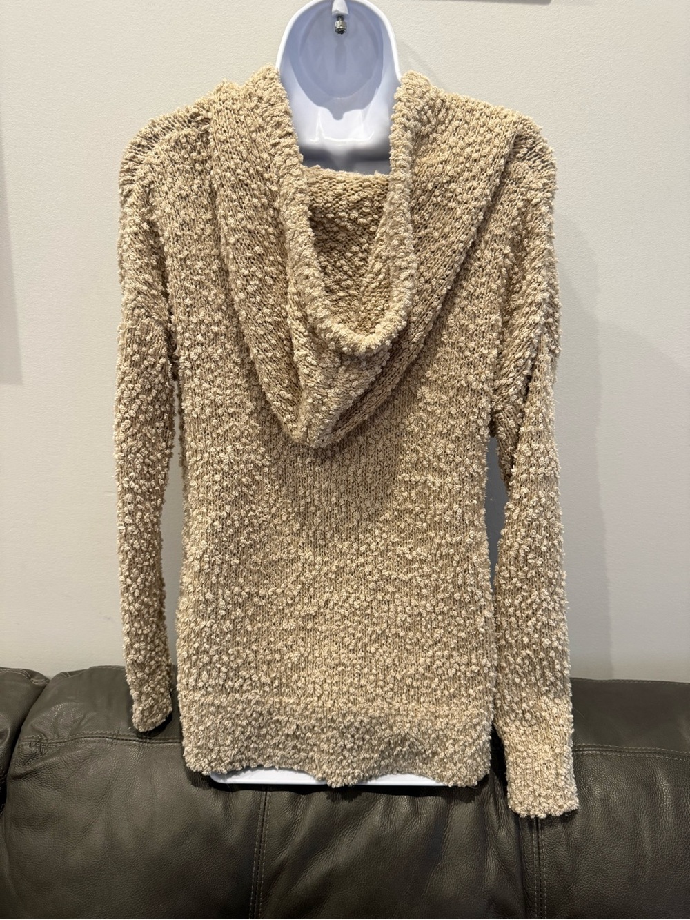Hollister Beige Popcorn Knit Hooded Sweater - Picture 2 of 4